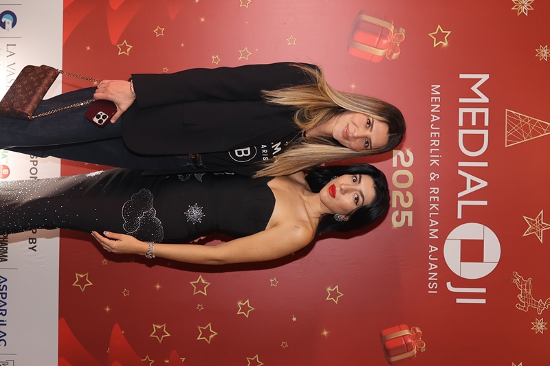 Medıalojı,  İddialı Yılbaşı Partisiyle Büyük Beğeni Topladı Medıalojı,  İddialı Yılbaşı Partisiyle Büyük Beğeni Topladı